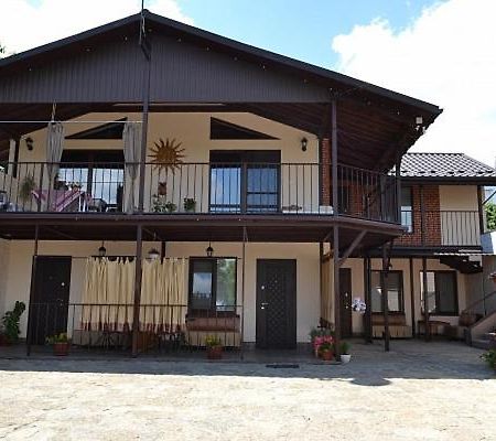 Guest House Sunrise Kamianets-Podilskyi Ngoại thất bức ảnh