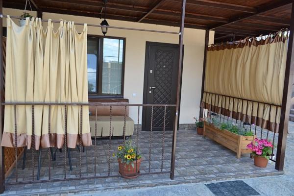Guest House Sunrise Kamianets-Podilskyi Ngoại thất bức ảnh